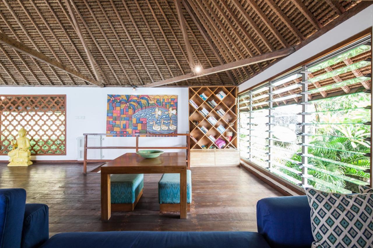 Villa Gmb Beach House Uluwatu Εξωτερικό φωτογραφία