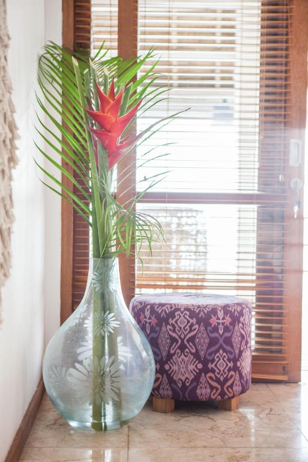 Villa Gmb Beach House Uluwatu Εξωτερικό φωτογραφία