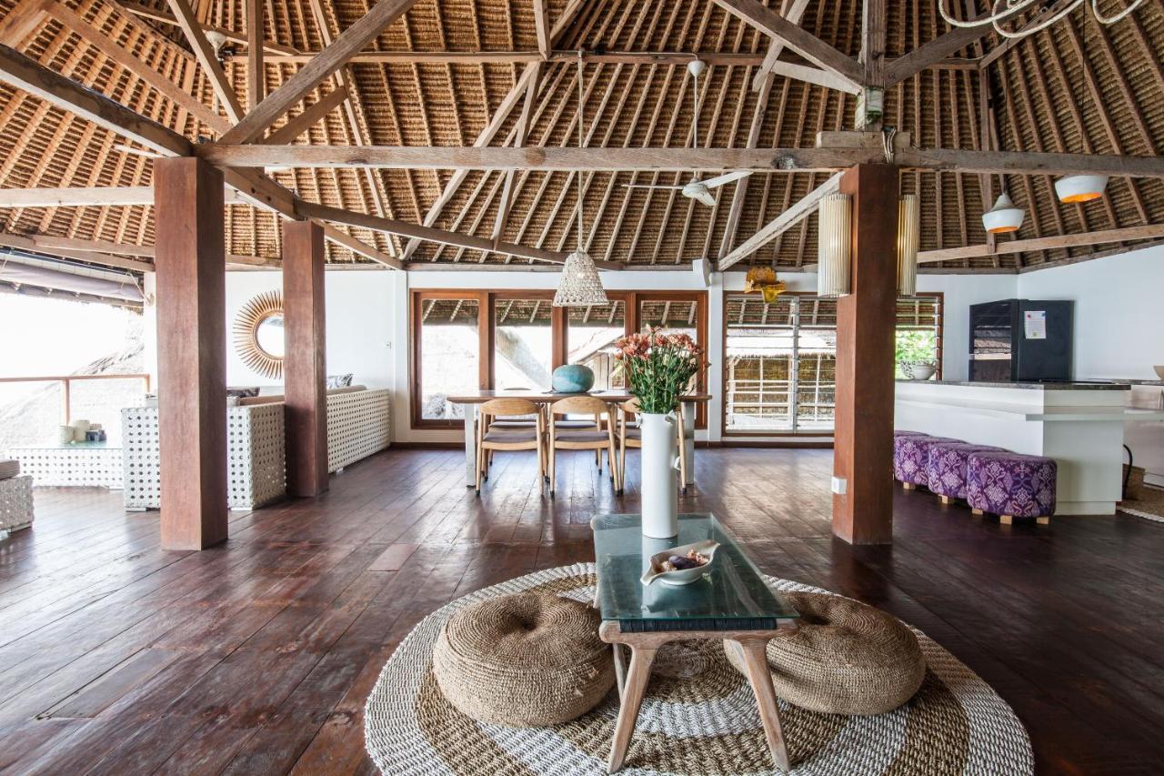 Villa Gmb Beach House Uluwatu Εξωτερικό φωτογραφία