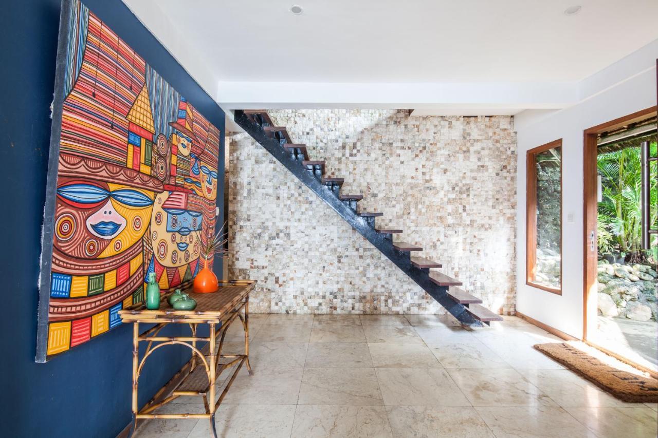 Villa Gmb Beach House Uluwatu Εξωτερικό φωτογραφία