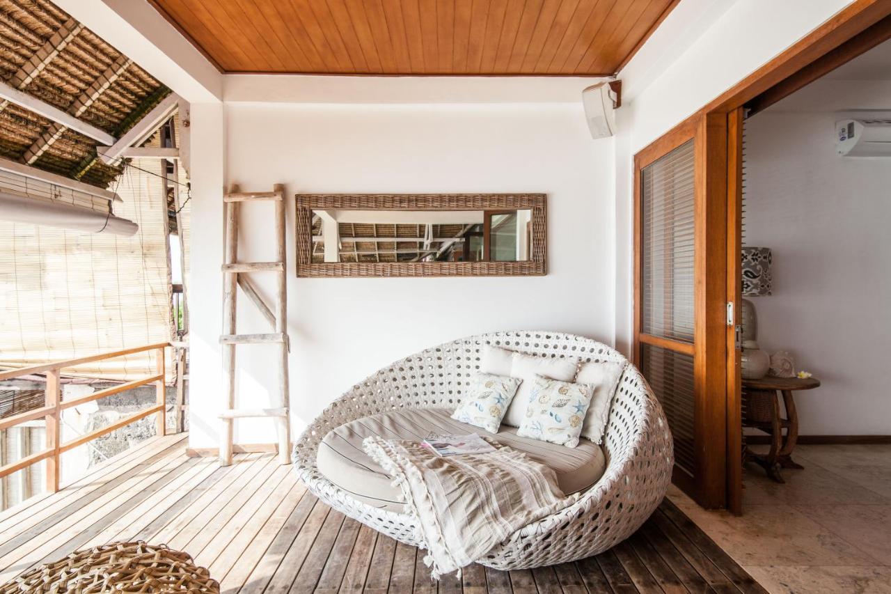 Villa Gmb Beach House Uluwatu Εξωτερικό φωτογραφία