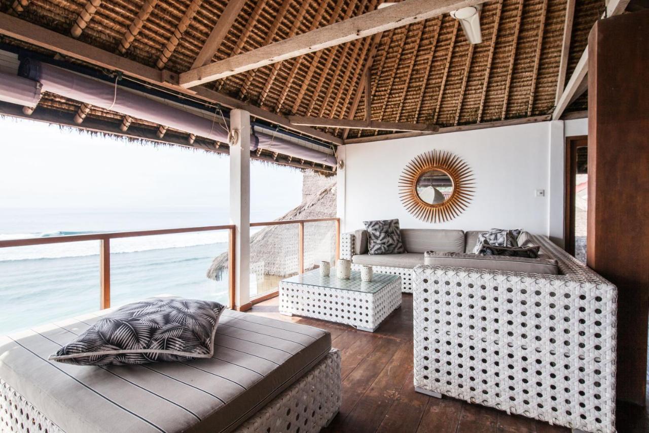 Villa Gmb Beach House Uluwatu Εξωτερικό φωτογραφία