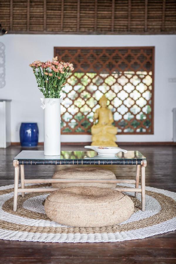 Villa Gmb Beach House Uluwatu Εξωτερικό φωτογραφία